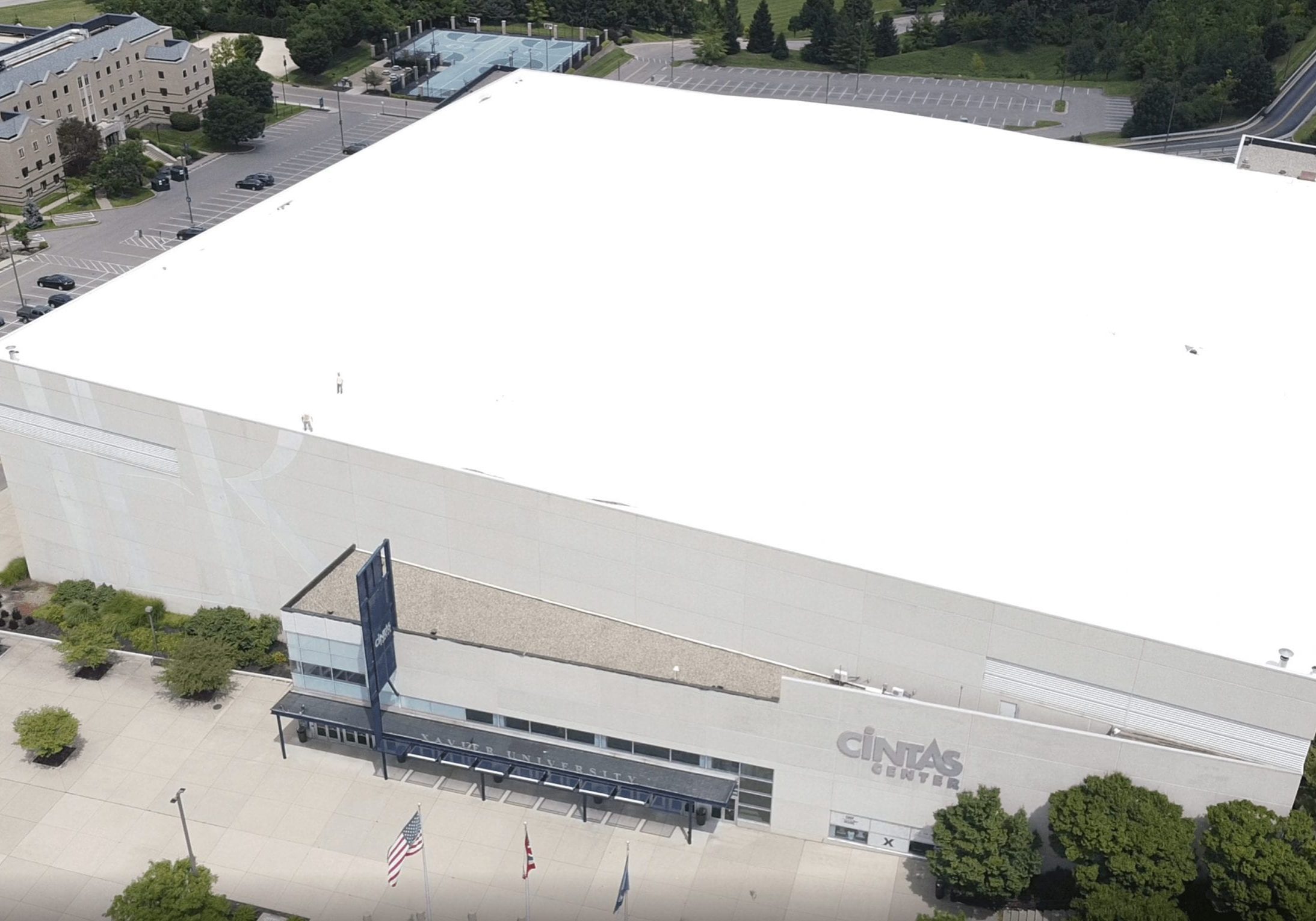 Commercial roofing project